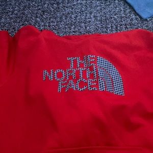 boys Northface sweatshirt